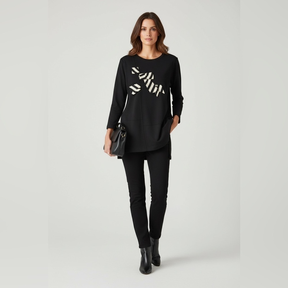 Bordado Black Long Sleeve Abstract Appliqué Tunic Top Size L